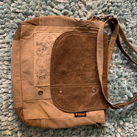 Amazing Canvas and leather bag - Picture 1 of 5